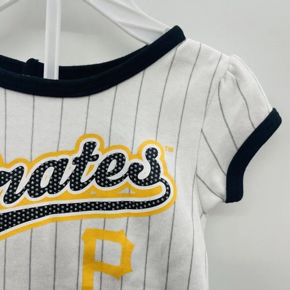 Team Athletics‎ Genuine Merchandise Baby Girls 3-6 M Pittsburgh Pirates Set 2187